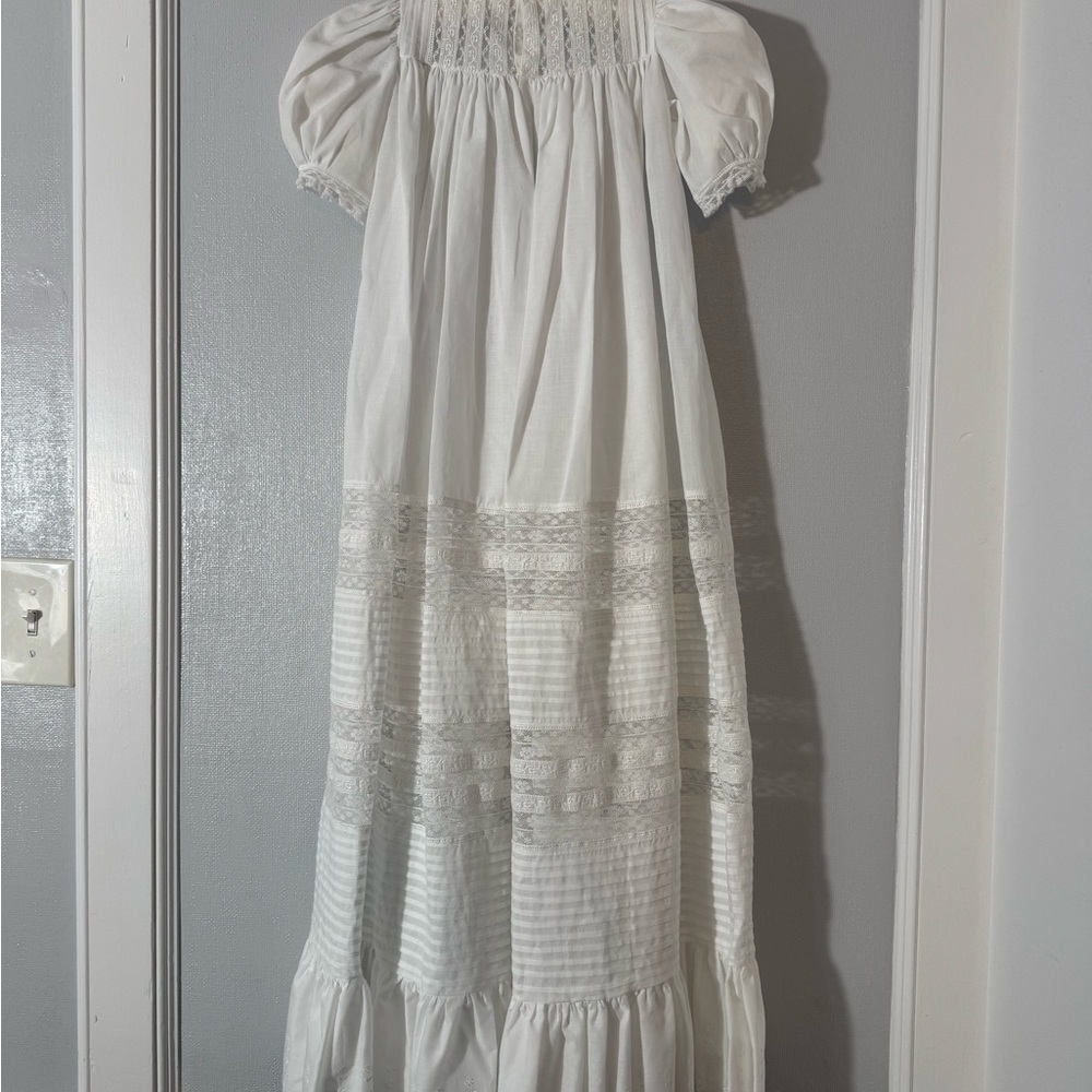 Charming White Lace Kids Formal Dress